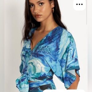 Blackmilk “Salteater Dreaming Kimono” Blue Marble Wrap Crop Top size Small